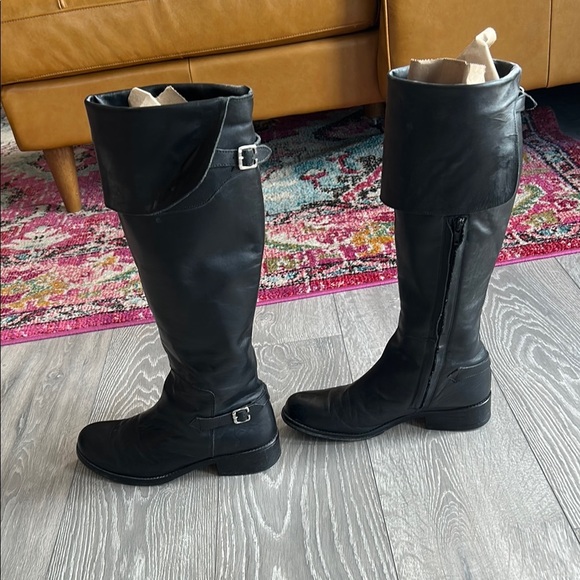 Women's Black Leather Knee-High Boots - Picture 1 of 4